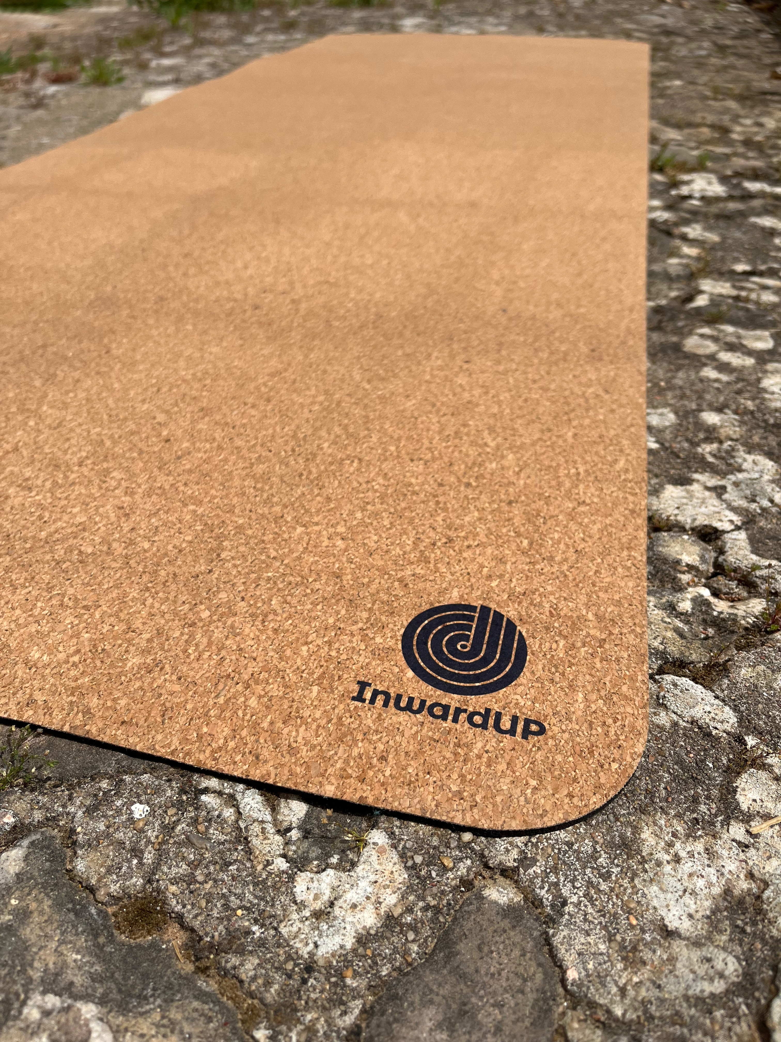 Kork-Yogamatte mit Logo diagonal